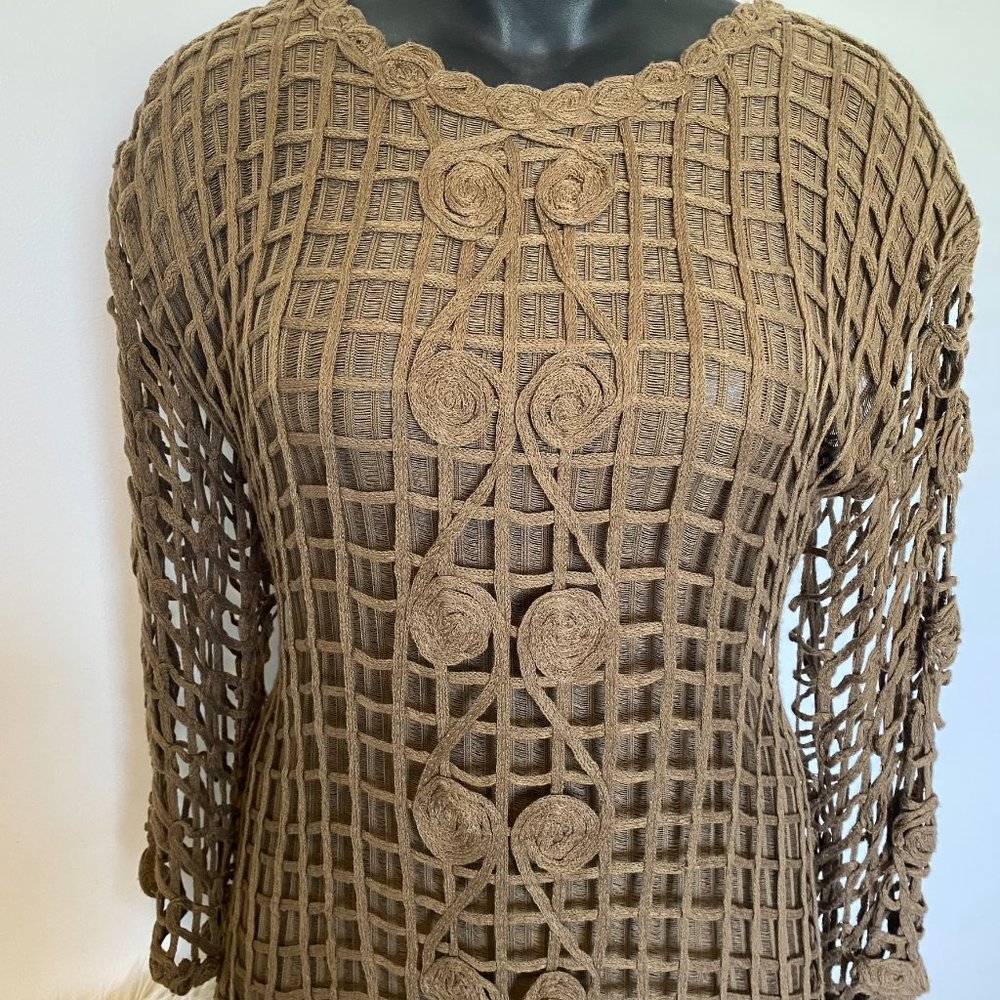 Overlay Floral Crochet Blouse - Picture 4 of 6
